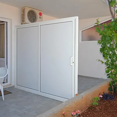 Apartment Near Old Town