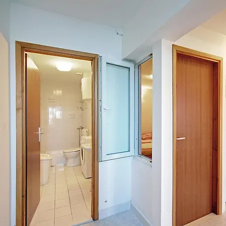 Near Old Town * دوبروفينك